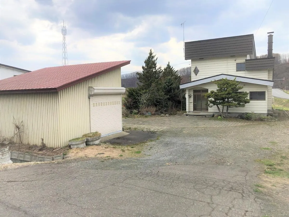 Nishikagura Home Асахикава 0*,